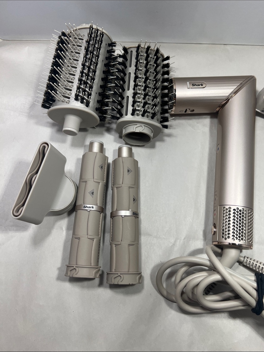 Shark Hair Styling Set in Champagne - Multi-Attachment Dryer and Brush Kit
